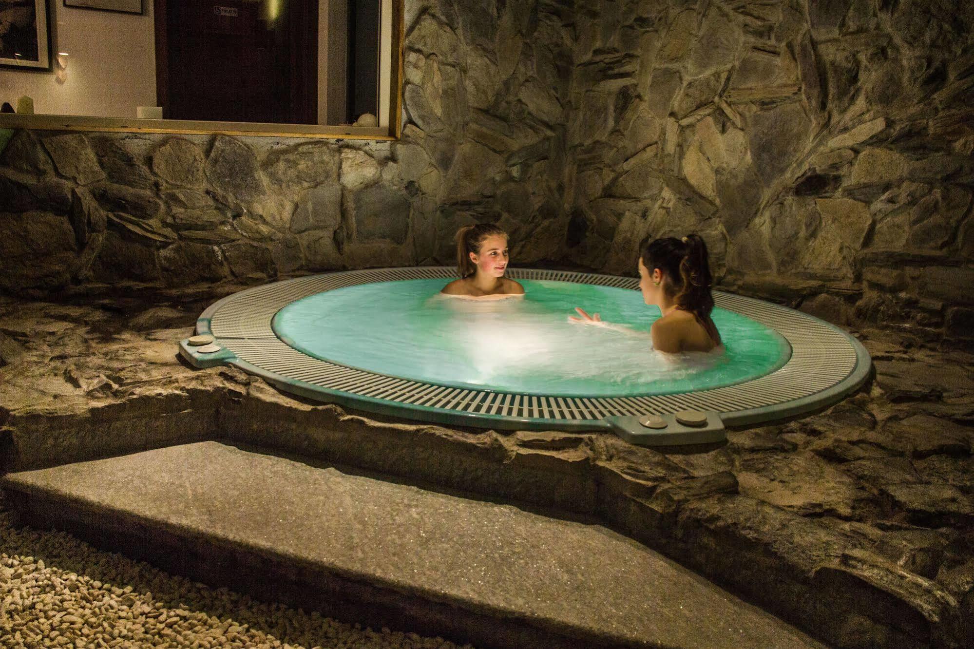 Hotel Ellex Eco 3*