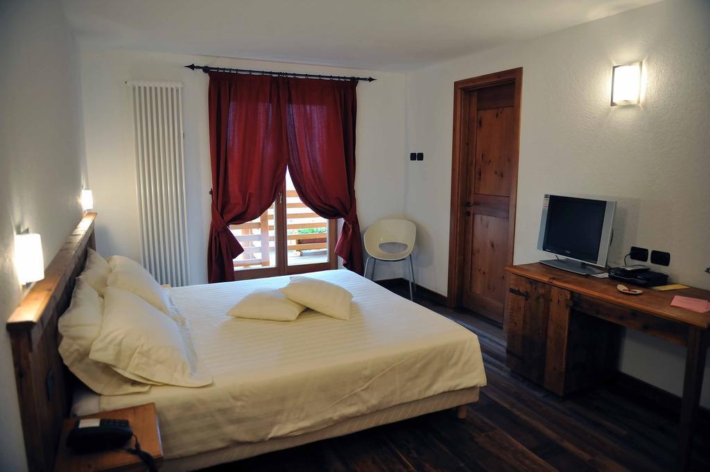 Hotel Ellex Eco 3*